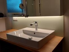 Spritzschutz Badezimmer