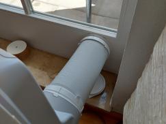 Anschluss und Abdichtung für den Durchgang der Klimaanlage                                                                    